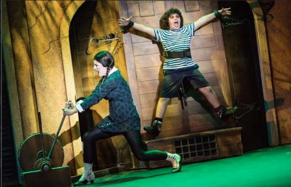 Photo Flash: First Look at Bronson Pinchot, Rachel York and More in 3-D Theatricals' THE ADDAMS FAMILY Image