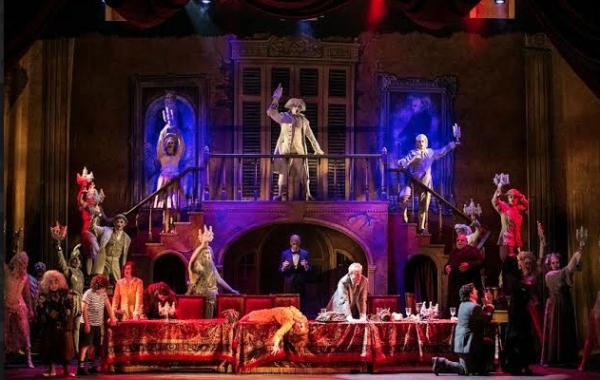Photo Flash: First Look at Bronson Pinchot, Rachel York and More in 3-D Theatricals' THE ADDAMS FAMILY Image