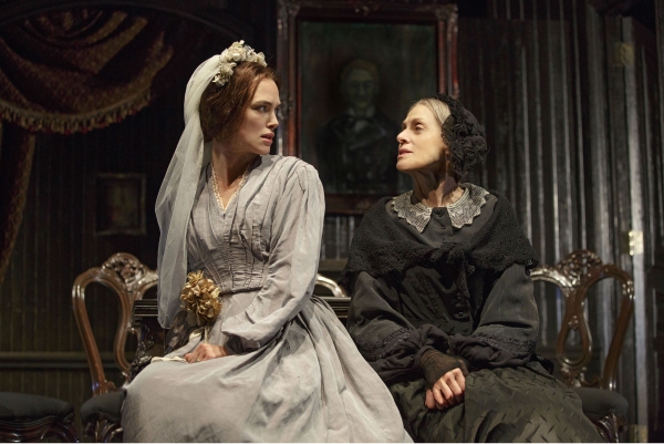 Photo Flash: First Look at Keira Knightley, Judith Light & More in Roundabout's THERESE RAQUIN Image