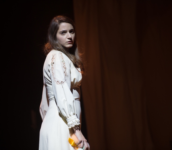 Photo Flash: First Look at THE GLASS MENAGERIE at the Nuffield Image