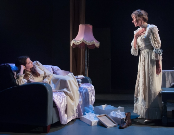 Photo Flash: First Look at THE GLASS MENAGERIE at the Nuffield Image