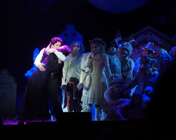 Photo Coverage: Curtain Call and Opening Celebration Of 3-D Theatricals' THE ADDAMS FAMILY Image
