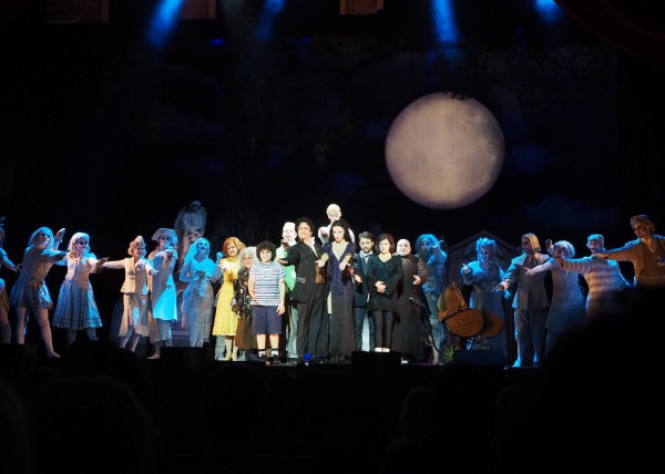 Photo Coverage: Curtain Call and Opening Celebration Of 3-D Theatricals' THE ADDAMS FAMILY Image