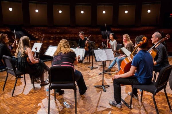 Photo Flash: First Look at Alan Gilbert & New York Philharmonic in Inaugural Performance Residency at University of Michigan Image
