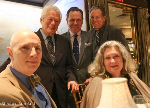 Photo Coverage: Kurt Elling Makes Cafe Carlyle Debut with ELLING SWINGS SINATRA Image