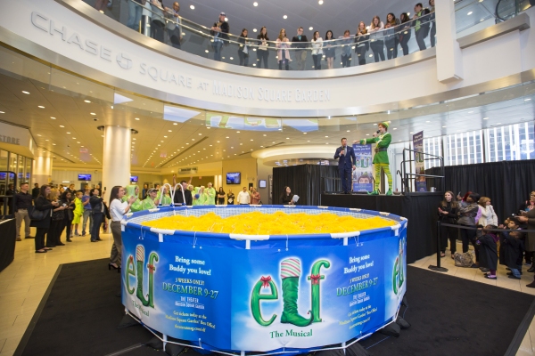 Photo Flash: ELF THE MUSICAL Hosts 'Snow Globe Challenge' at Madison Square Garden Image