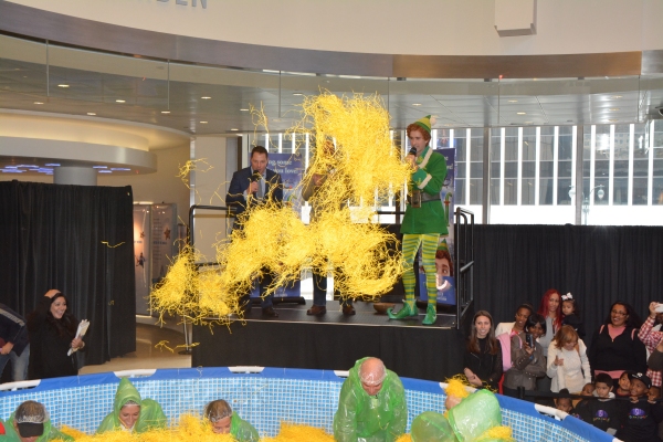 Photo Coverage: Dive Into The Holiday Season With ELF THE MUSICAL! Image