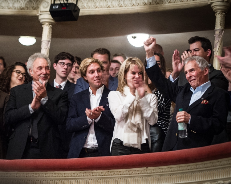 Sir Tom Jones, Oliver Bacharach, Jane Hansen and Burt Bacharach HiRes