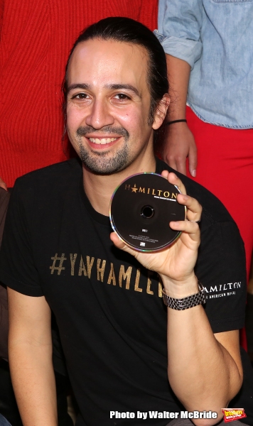 Photo Coverage: Lin-Manuel Miranda, Jonathan Groff, and HAMILTON Cast Sign CDs at Barnes and Noble Image