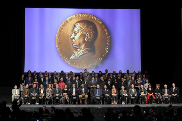 Photo Flash: Stephen Sondheim Receives 2015 Carl Sandburg Literary Award in Chicago Image