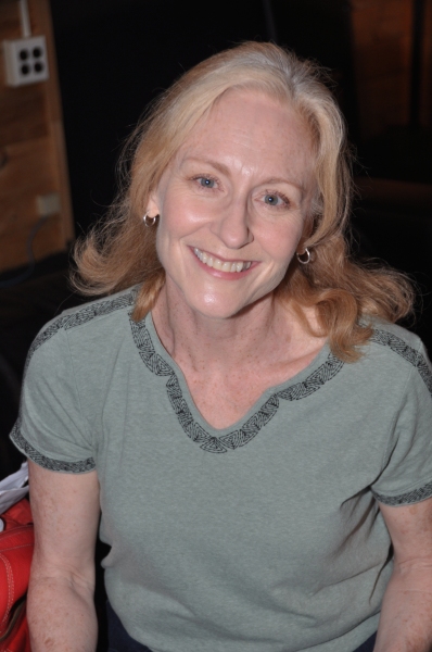 Exclusive Photo Coverage: AMAZING GRACE Cast Gets Ready for the Holidays with Carols For A Cure  Image