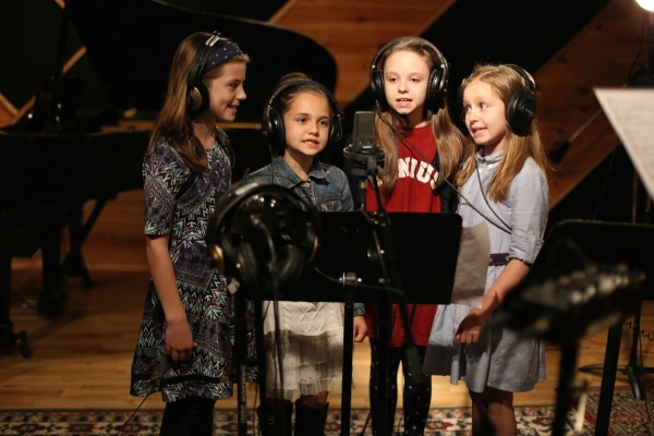 Exclusive Photo Coverage: The MATILDA Kids Celebrate Christmas with Carols For A Cure!  Image