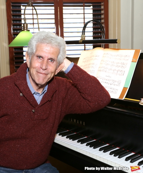 Photo Coverage: Tony Roberts Takes Home New Memoir DO YOU KNOW ME? Image
