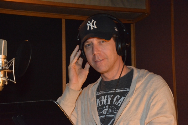 Exclusive Photo Coverage: THE PHANTOM OF THE OPERA Cast Sings a Christmas Classic for Carols For A Cure  Image