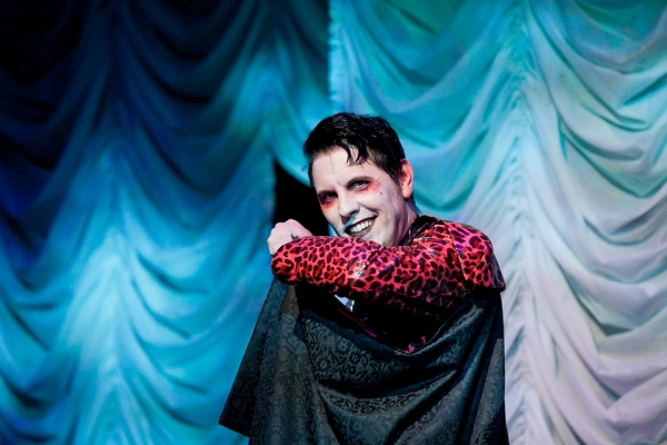 Photo Flash: First Look at Pantochino's DRACTASTIC! Image