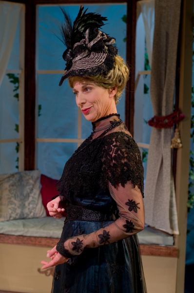 Photo Flash: First Look at Titan Theatre Company's THE IMPORTANCE OF BEING EARNEST Image