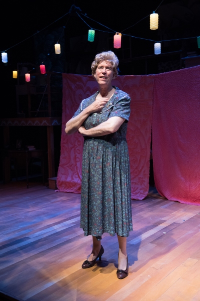 Photo Flash: First Look at SpeakEasy Stage Company's CASA VALENTINA Image