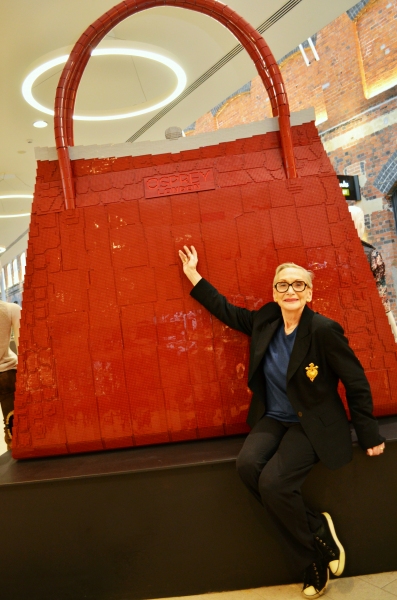 Photo Flash: A Handbag? Wyvern Theatre's THE IMPORTANCE OF BEING EARNEST Star Sian Phillips Visits Swindon Designer Outlet Image