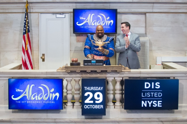 Photo Flash: ALADDIN's James Monroe Iglehart Rings New York Stock Exchange Opening Bell Image