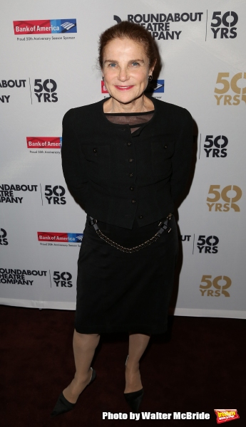 Tovah Feldshuh Photo