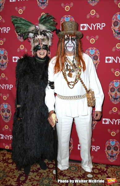 Photo Coverage: Bette Midler Hosts Annual HULAWEEN Image