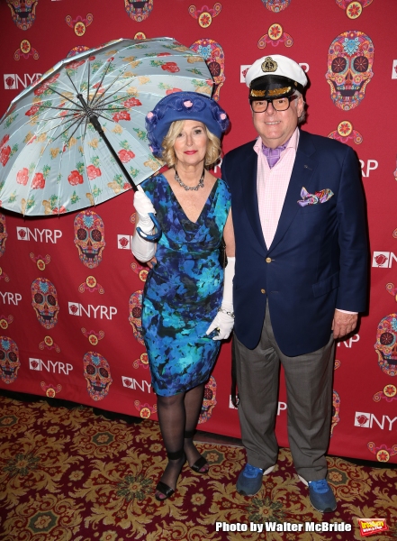 Photo Coverage: Bette Midler Hosts Annual HULAWEEN Image