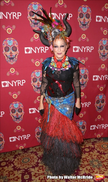 Photo Coverage: Bette Midler Hosts Annual HULAWEEN Image