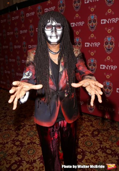 Photo Coverage: Bette Midler Hosts Annual HULAWEEN Image