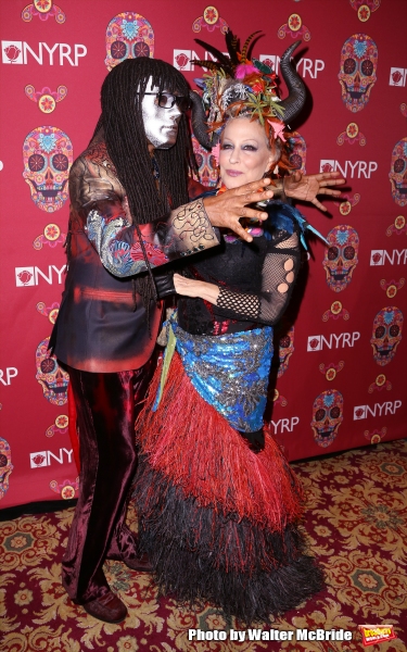 Photo Coverage: Bette Midler Hosts Annual HULAWEEN Image