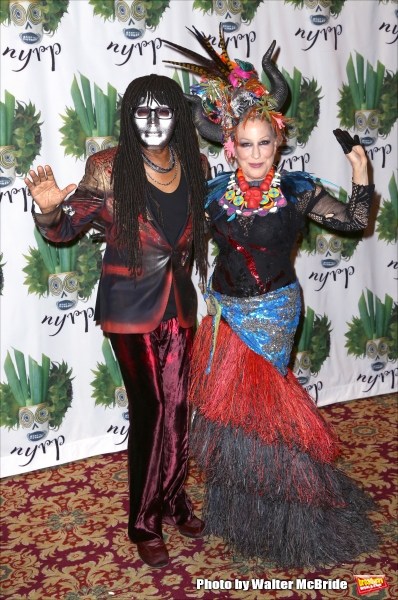 Photo Coverage: Bette Midler Hosts Annual HULAWEEN Image