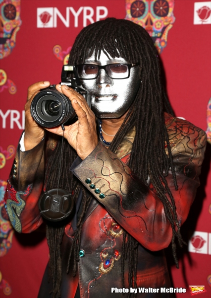 Photo Coverage: Bette Midler Hosts Annual HULAWEEN Image