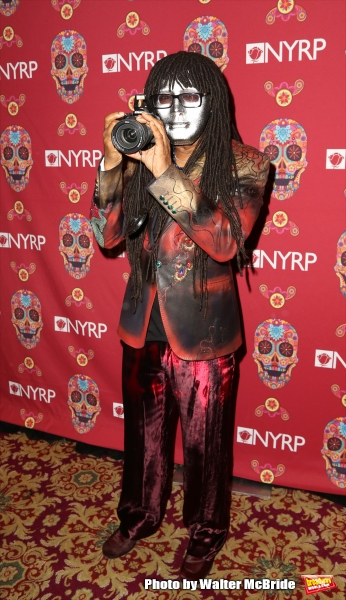 Photo Coverage: Bette Midler Hosts Annual HULAWEEN Image