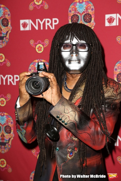 Photo Coverage: Bette Midler Hosts Annual HULAWEEN Image