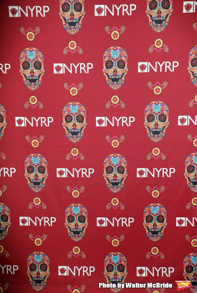 Photo Coverage: Bette Midler Hosts Annual HULAWEEN Image