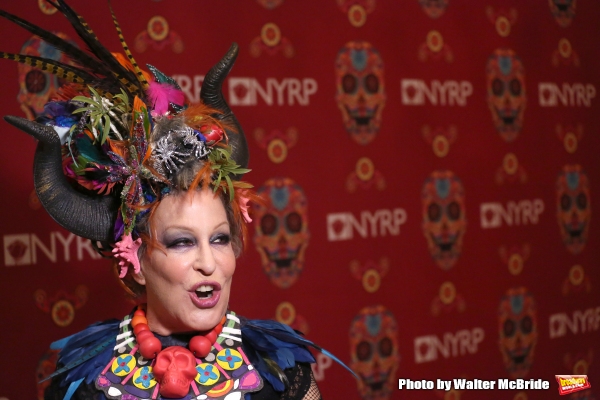 Photo Coverage: Bette Midler Hosts Annual HULAWEEN Image