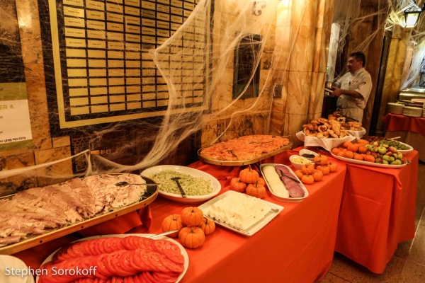 Photo Coverage: The Friars Club Celebrates Halloween Image