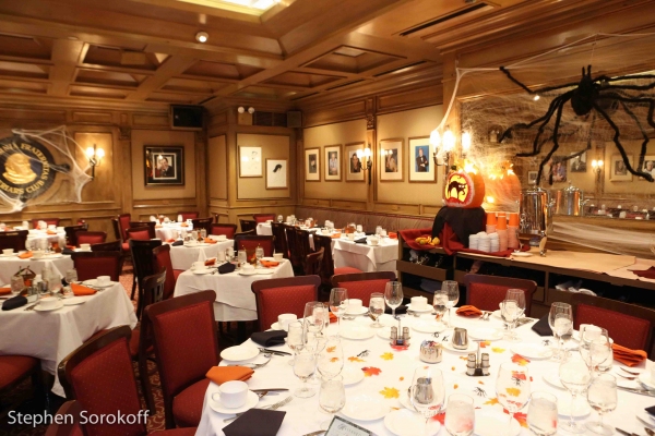 Photo Coverage: The Friars Club Celebrates Halloween Image
