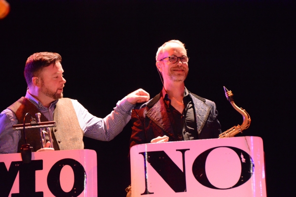 Photo Coverage: The Mavericks Play The Tarrytown Music Hall Image