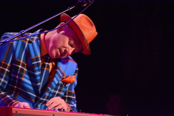 Photo Coverage: The Mavericks Play The Tarrytown Music Hall Image