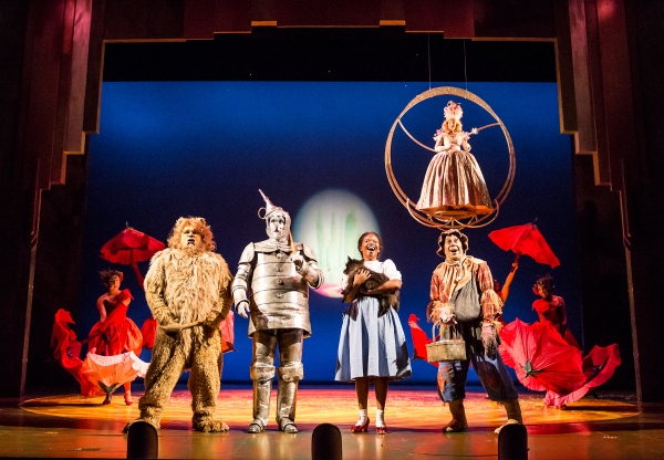 Photo Flash: First Look at THE WIZARD OF OZ at Children's Theatre Company Image
