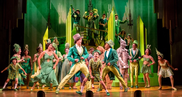 Photo Flash: First Look at THE WIZARD OF OZ at Children's Theatre Company 