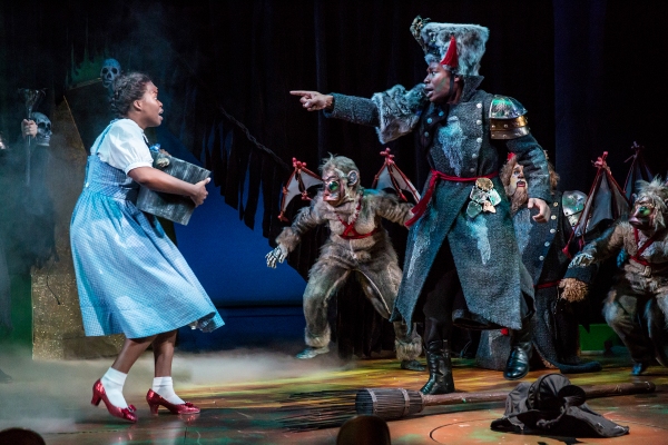 Photo Flash: First Look at THE WIZARD OF OZ at Children's Theatre Company Image