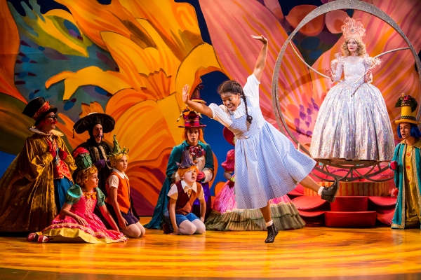 Photo Flash: First Look at THE WIZARD OF OZ at Children's Theatre Company Image