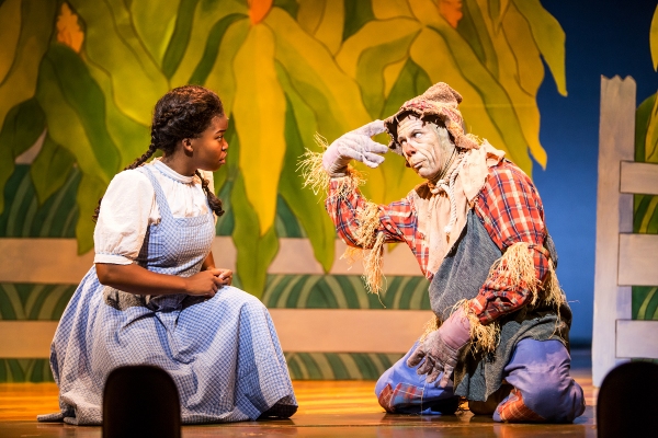 Photo Flash: First Look at THE WIZARD OF OZ at Children's Theatre Company Image