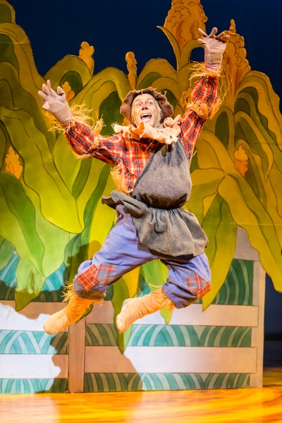 Photo Flash: First Look at THE WIZARD OF OZ at Children's Theatre Company Image