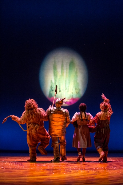 Photo Flash: First Look at THE WIZARD OF OZ at Children's Theatre Company Image