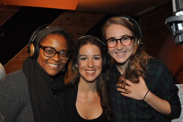 Exclusive Photo Coverage: BEAUTIFUL Cast Gives Carols For A Cure a Carole King Twist  Image