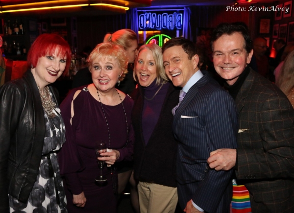 Photo Flash: Sally Mayes and Jeff Harnar Do a DOUBLE TAKE at Birdland Image