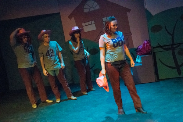 Photo Coverage: First look at Evolution Theatre's ZANNA DON'T 