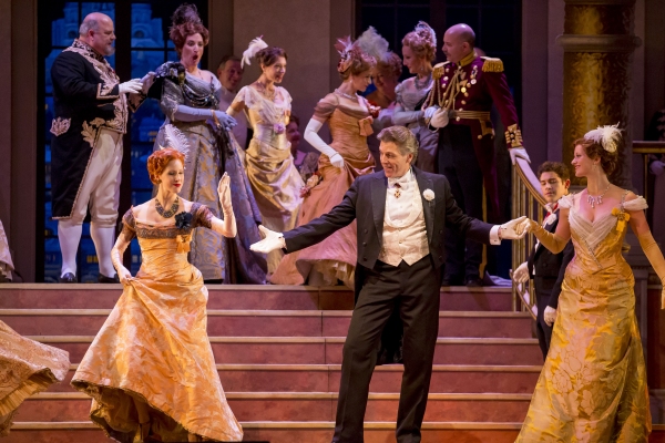 Photo Flash: First Look at Renee Fleming, Heidi Stober & More in Lyric Opera of Chicago's THE MERRY WIDOW Image